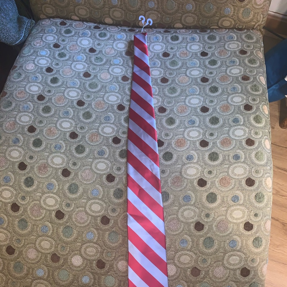 Red and gray striped tie